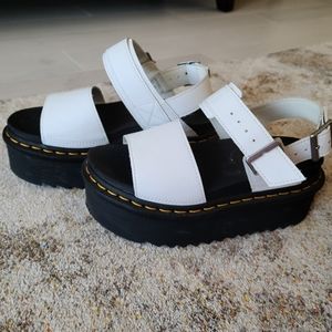 Dr. Marten's Voss Quad Hydro Leather Size 5